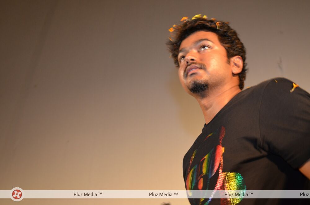 Vijay - Vijay in kerala to promote velayutham - Pictures | Picture 110082